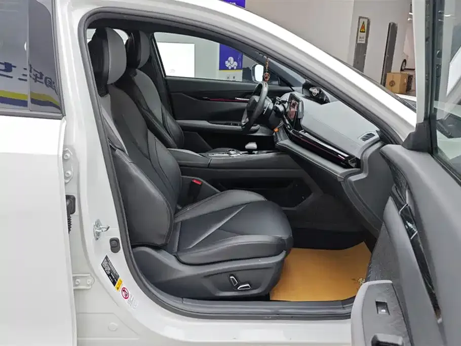 Changan UNI-V 2022 из CN, фото 3