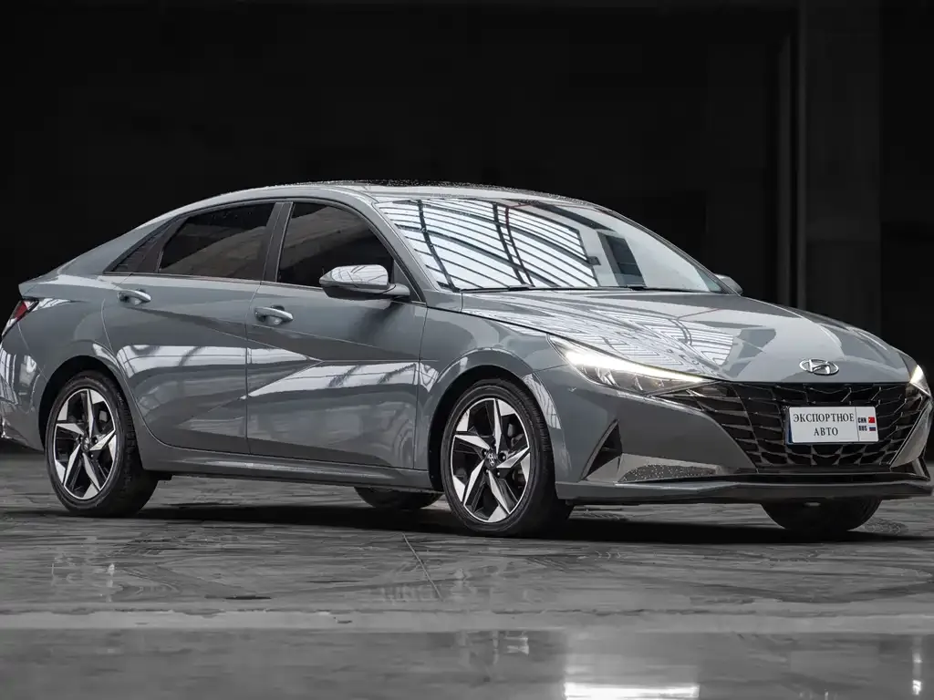 Hyundai Elantra — фото 3
