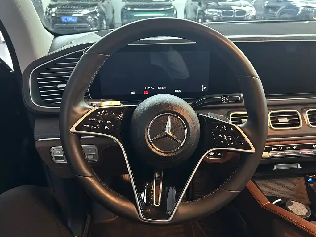 Mercedes-Benz GLE — фото 3