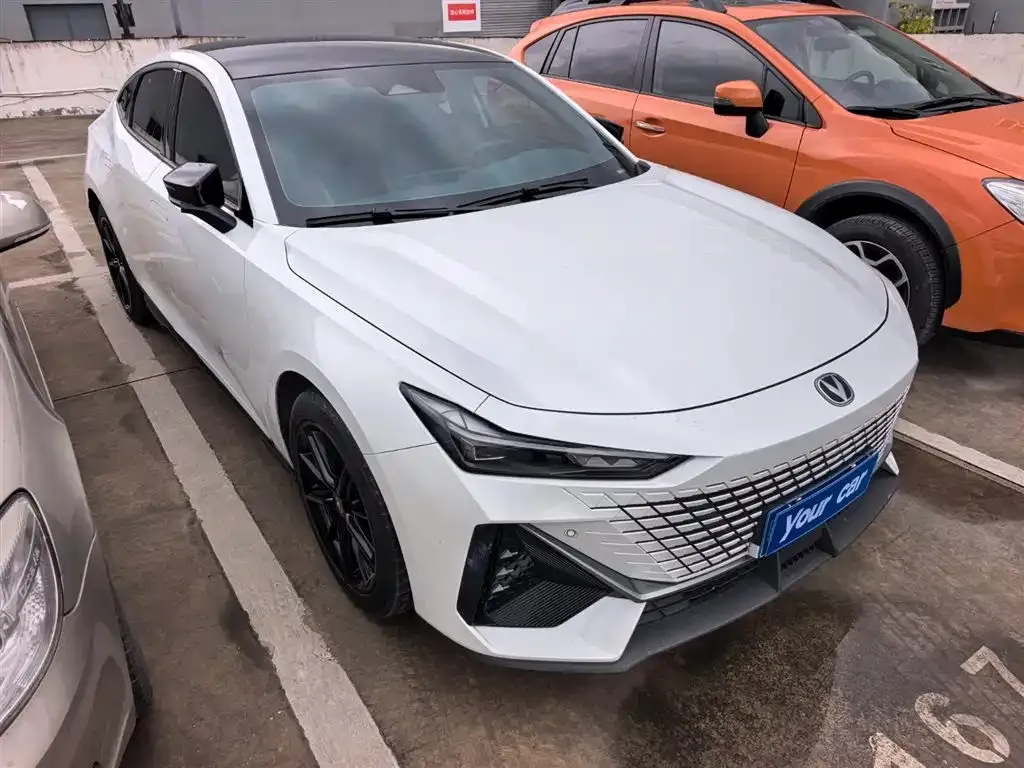 Changan UNI-V — фото 6