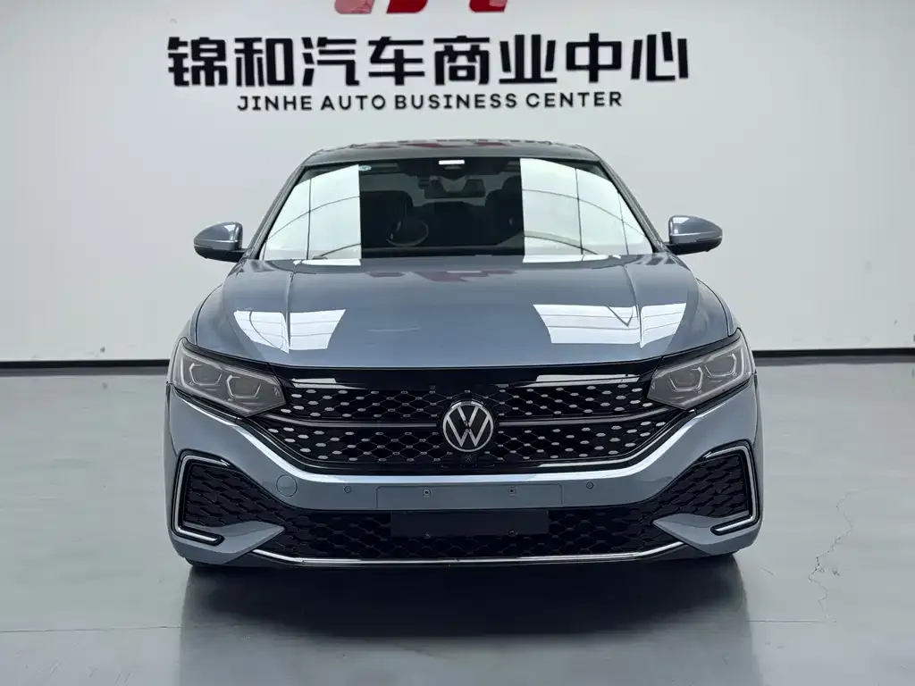 Volkswagen Passat — фото 3