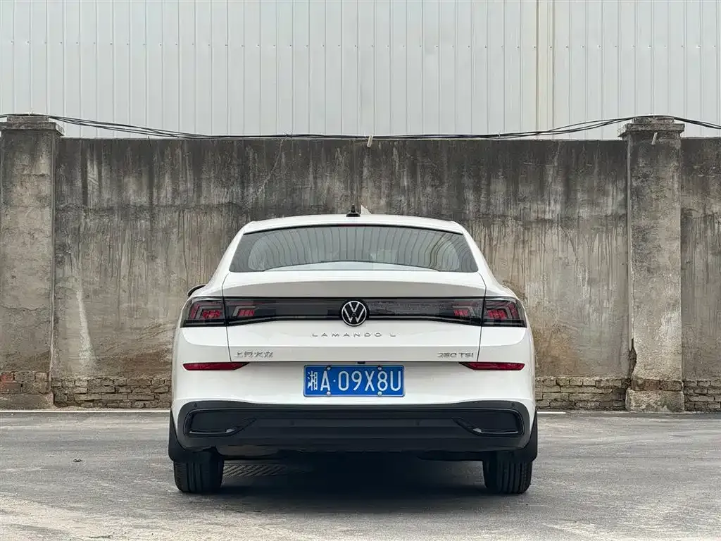 Volkswagen Lamando 2023 из CN, фото 10