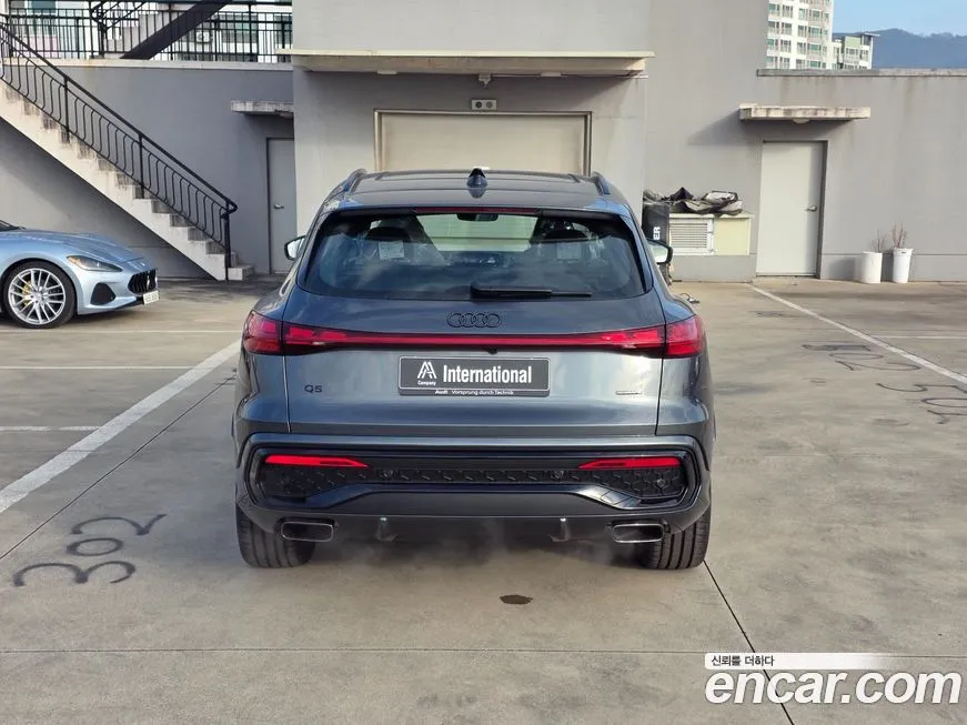 Audi Q5 2025 из KR, фото 3