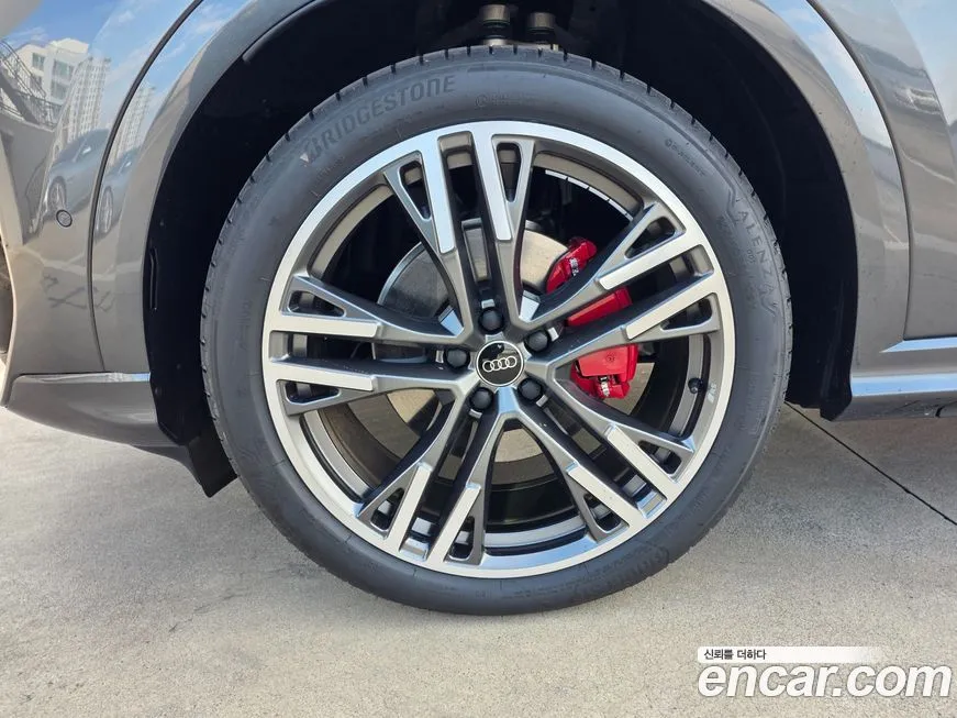 Audi Q5 2025 из KR, фото 6