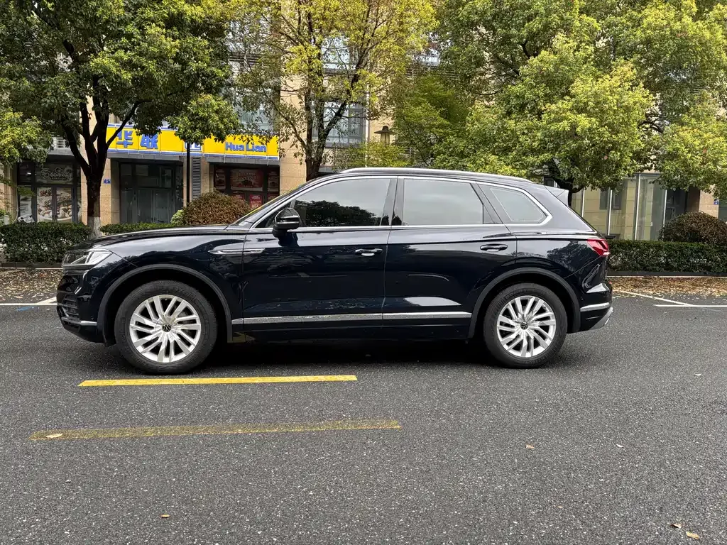 Volkswagen Touareg 2021 из CN, фото 3