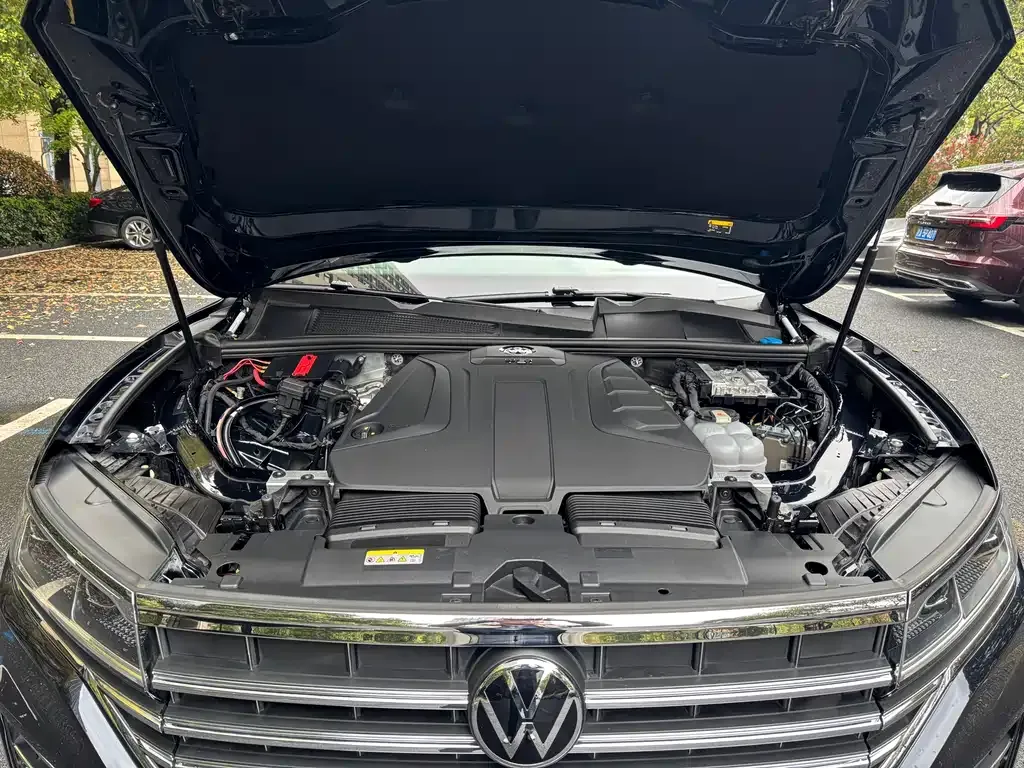 Volkswagen Touareg 2021 из CN, фото 4