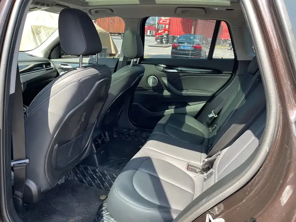 BMW X1 2023 из CN, фото 4