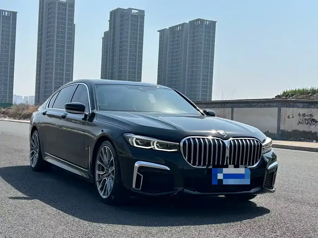 BMW 7 Series — фото 3