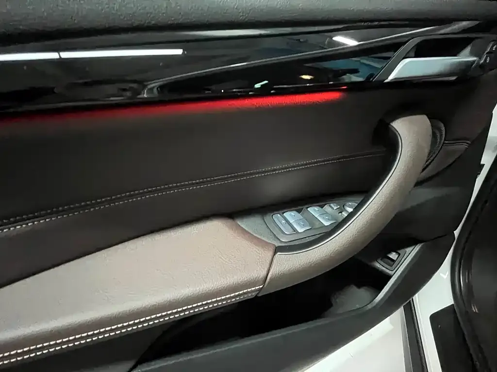 BMW X1 2022 из CN, фото 10