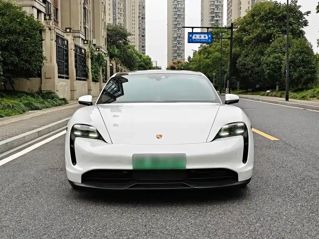 Porsche Taycan 2022 из CN, фото 10