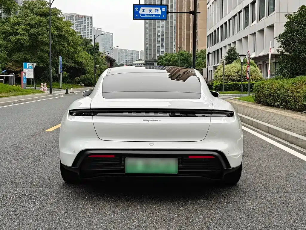 Porsche Taycan 2022 из CN, фото 4