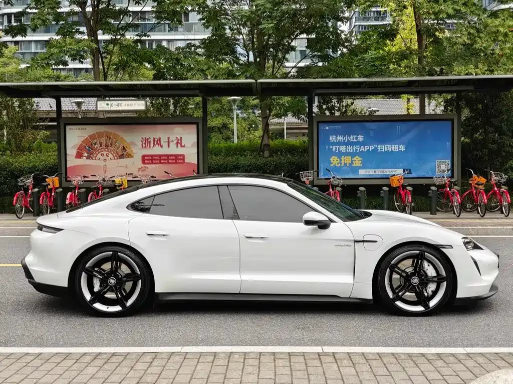 Porsche Taycan 2022 из CN, фото 8