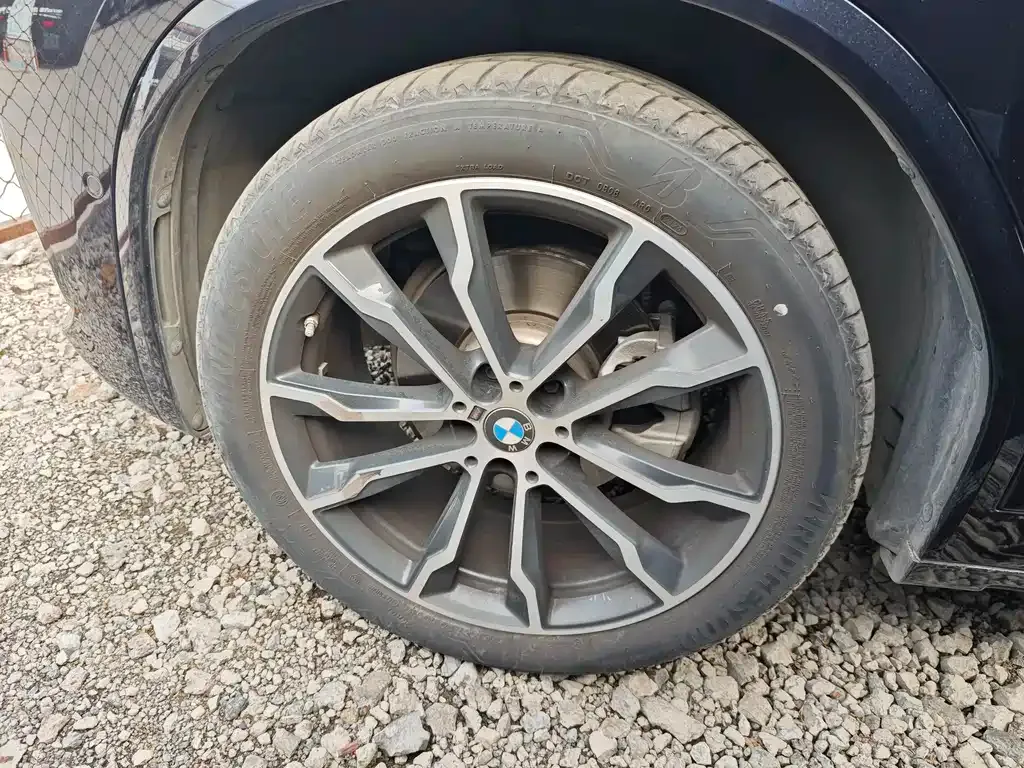 BMW X4 2025 из CN, фото 9
