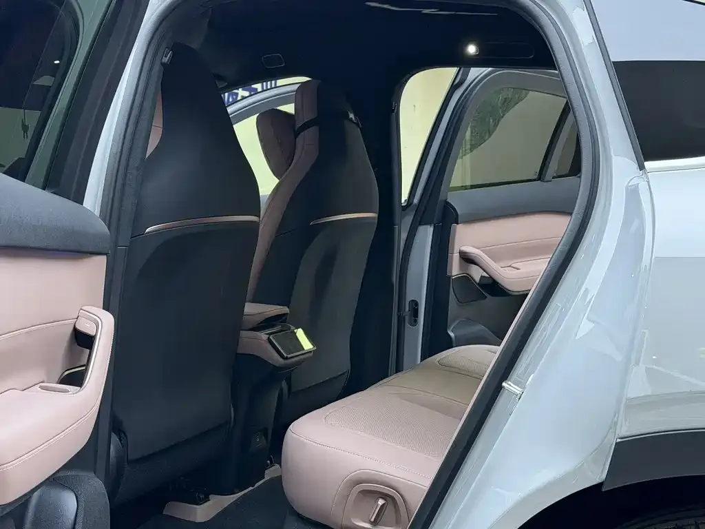 NIO EC6 2025 из CN, фото 7