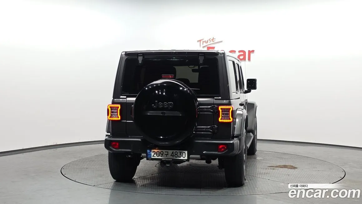 Jeep Wrangler 2021 из KR, фото 3