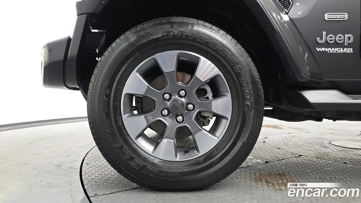 Jeep Wrangler 2021 из KR, фото 8