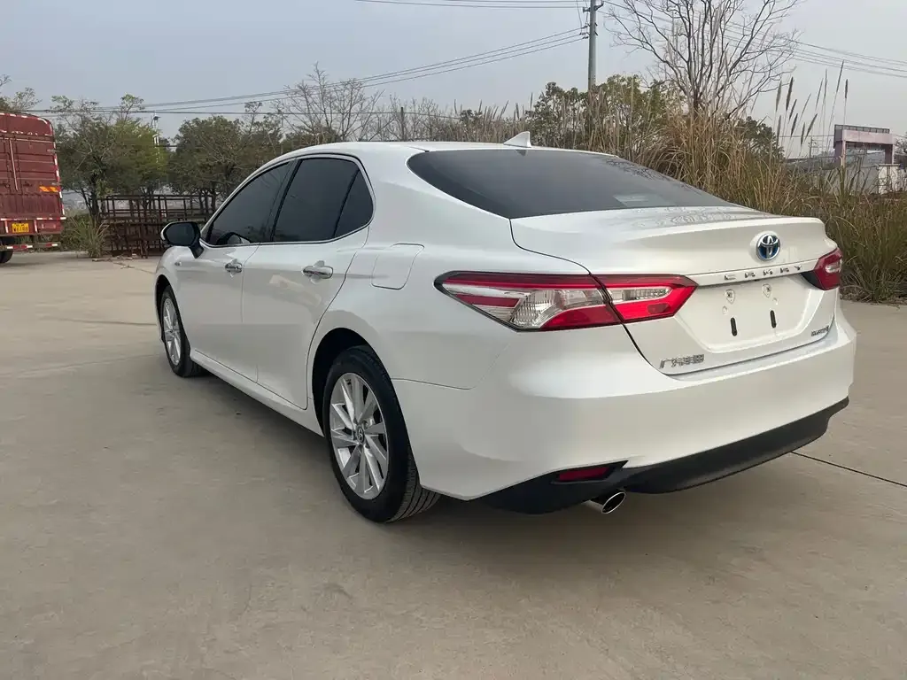 Toyota Camry 2023 из CN, фото 4
