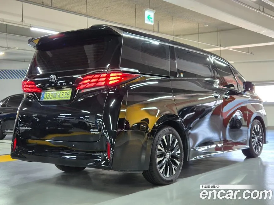 Toyota Alphard 2024 из KR, фото 3