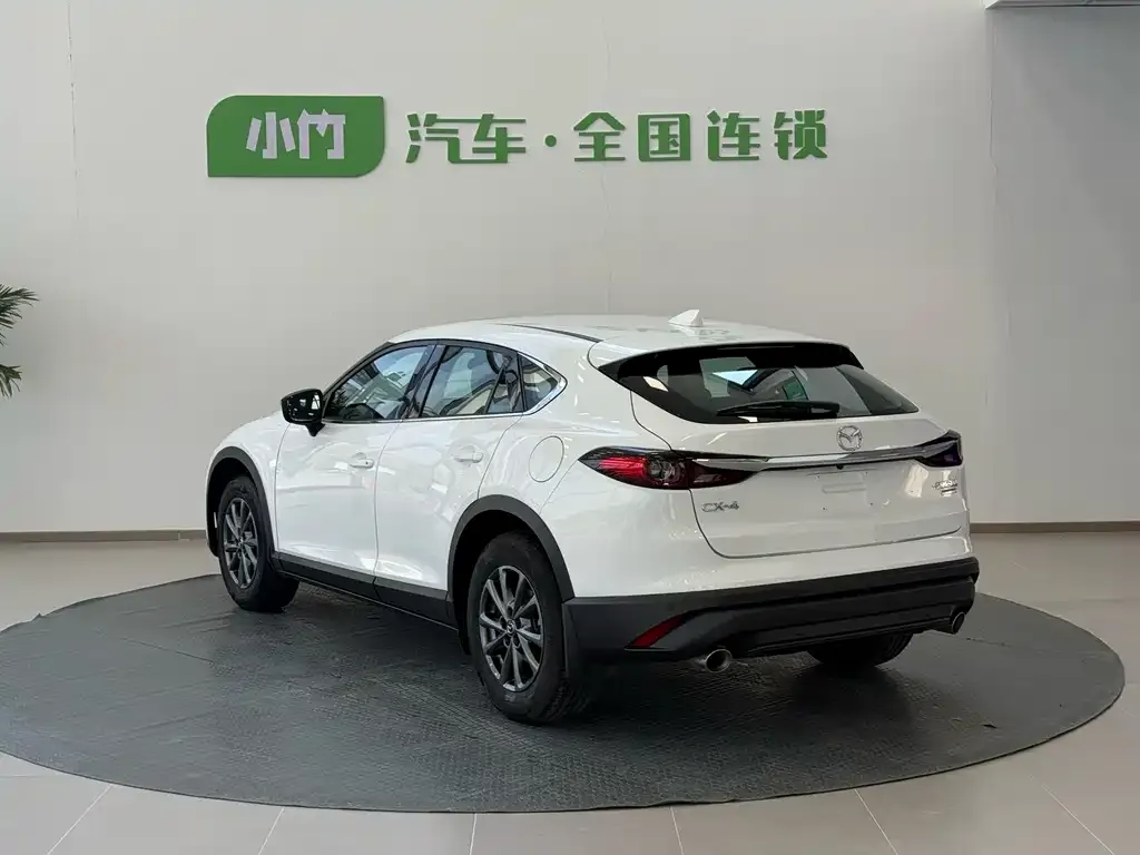Mazda CX-4 — фото 8