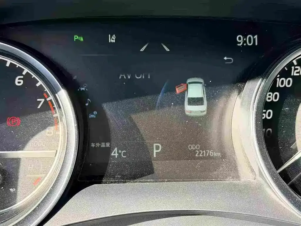 Toyota Camry 2023 из CN, фото 8