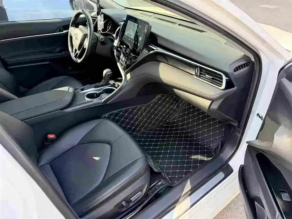 Toyota Camry 2023 из CN, фото 7
