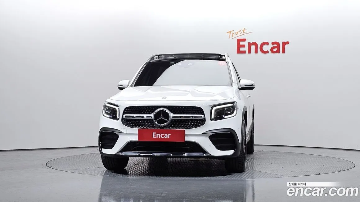 Mercedes-Benz GLB-Class — фото 5