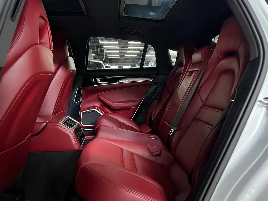 Porsche Panamera 2021 из CN, фото 2
