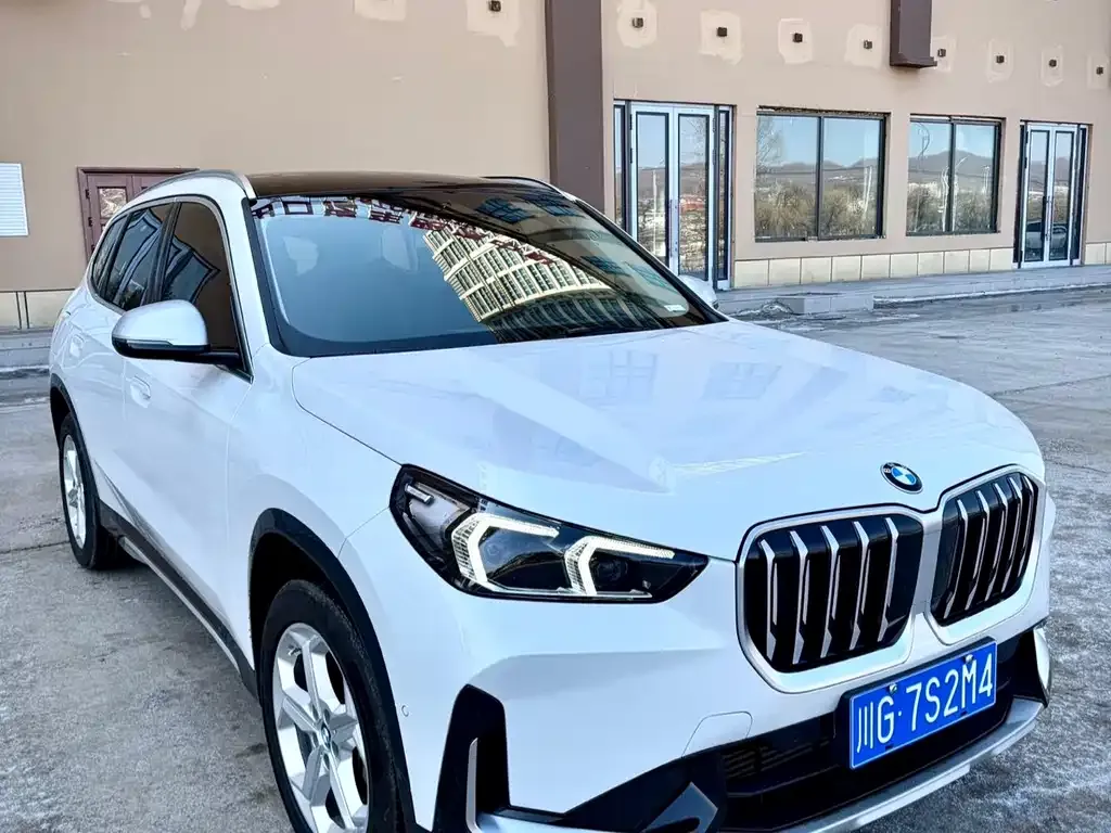 BMW X1 — фото 7