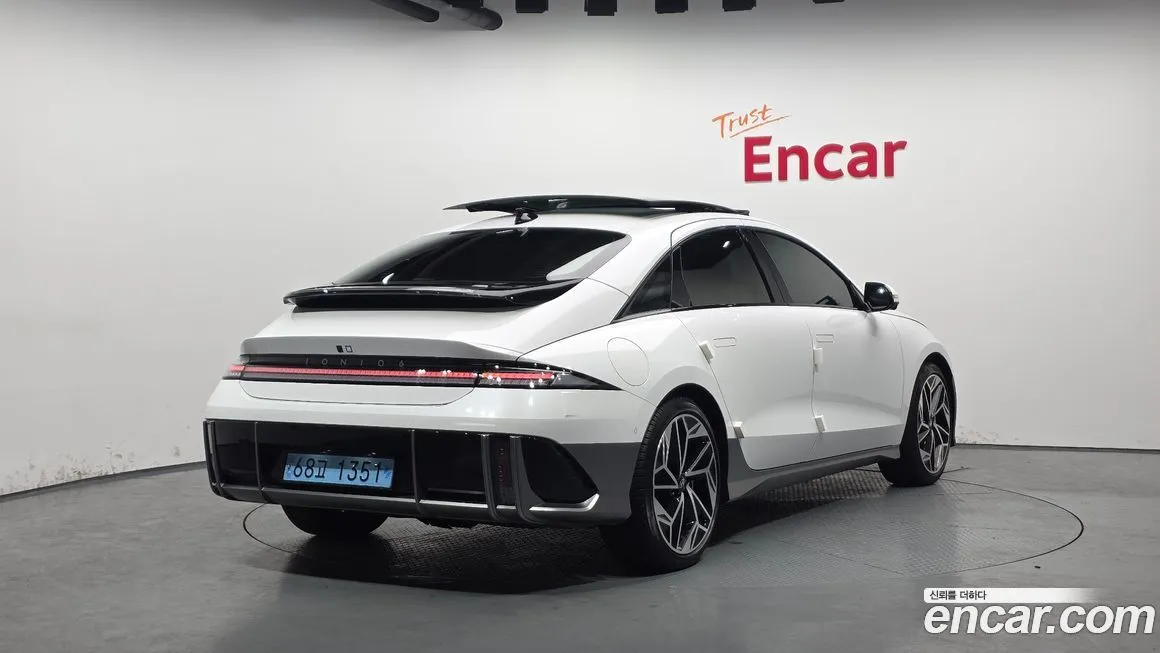 Hyundai Ioniq6 — фото 3