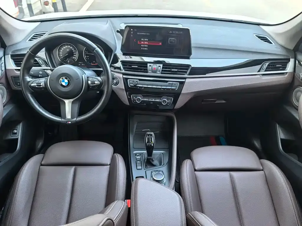 BMW X1 — фото 3