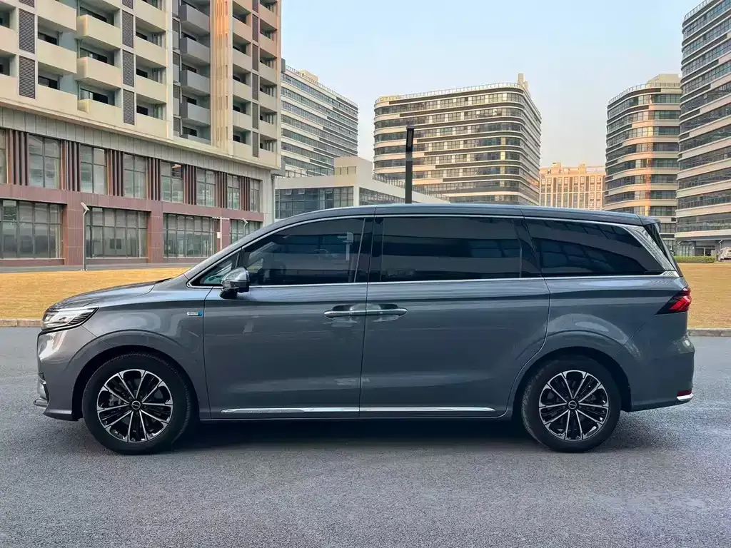 Roewe iMAX8 2021 из CN, фото 7