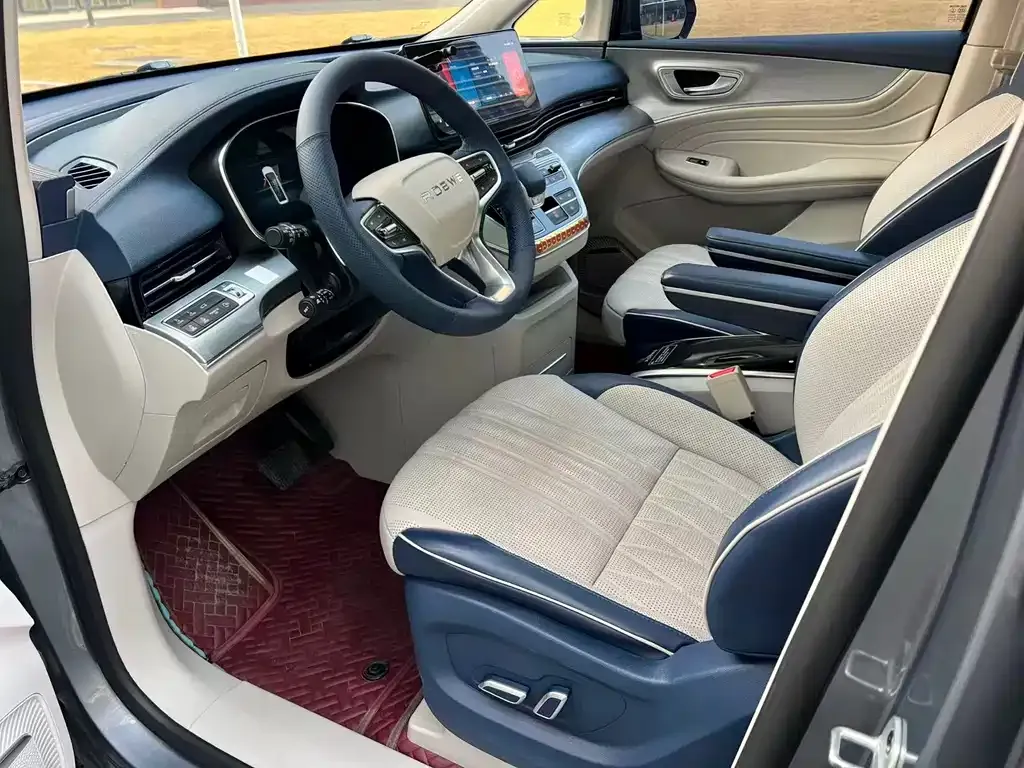 Roewe iMAX8 2021 из CN, фото 9