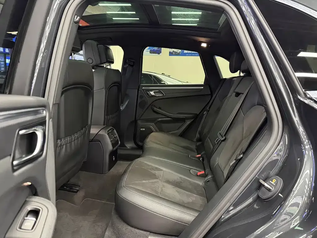 Porsche Macan 2021 из CN, фото 7