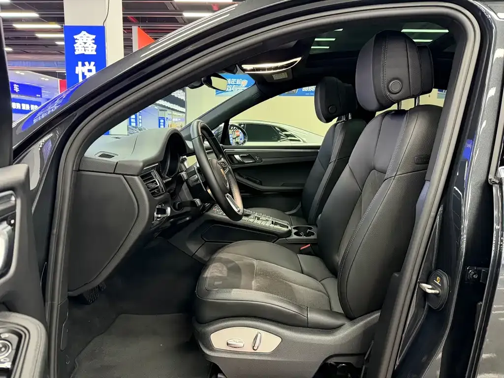 Porsche Macan 2021 из CN, фото 3