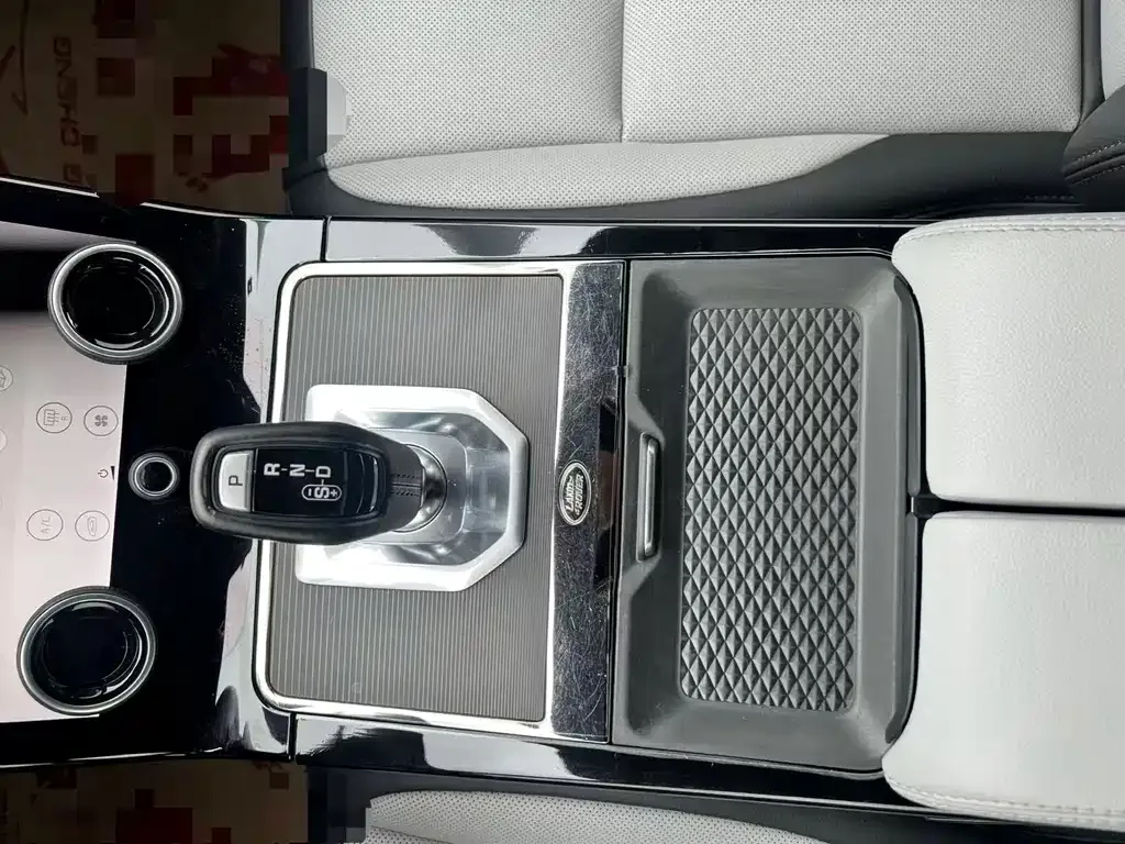 Land Rover Evoque 2021 из CN, фото 9