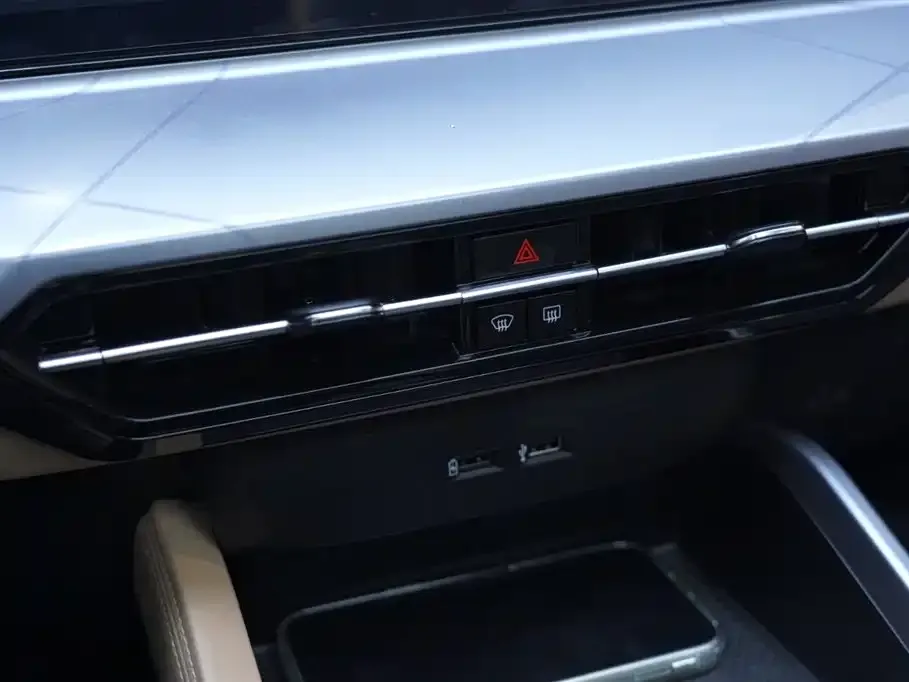 Geely Haoyue PRO 2024 из CN, фото 3