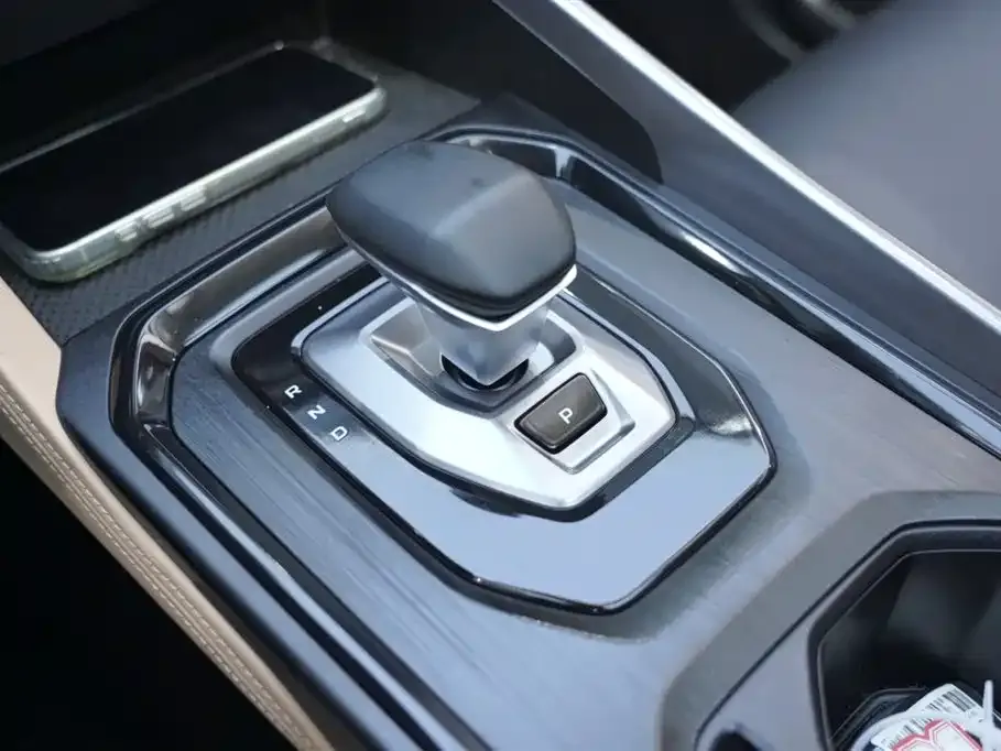 Geely Haoyue PRO 2024 из CN, фото 2