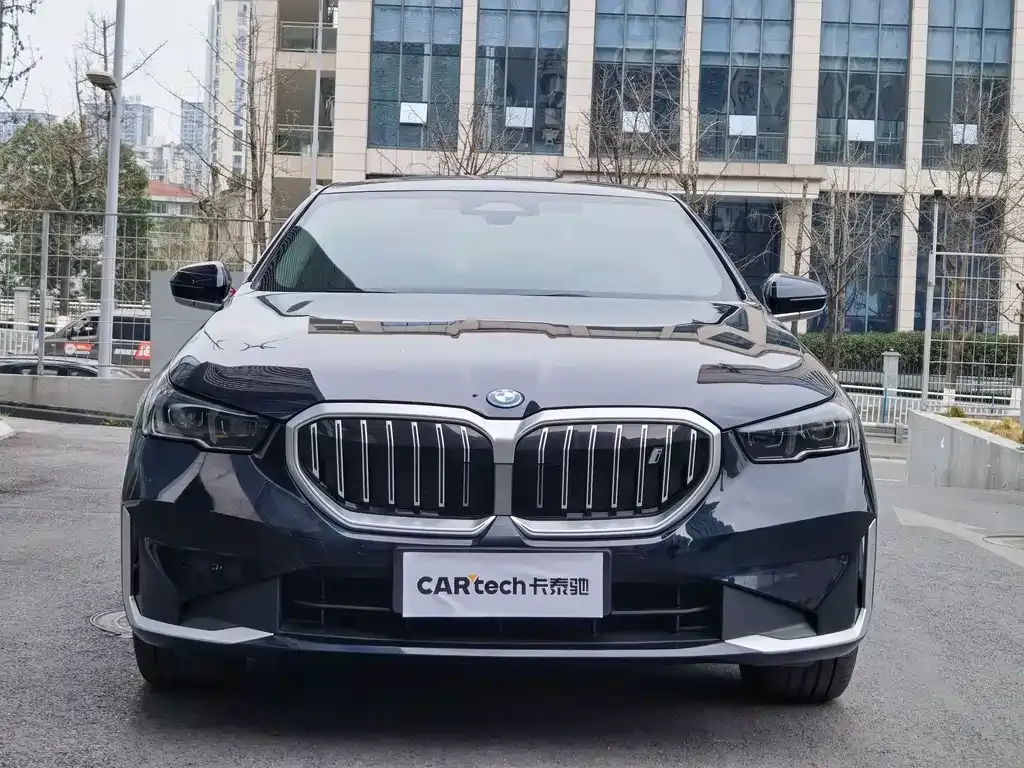 BMW i5 2024 из CN, фото 5