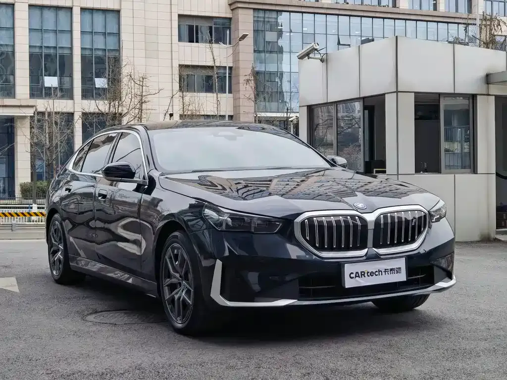 BMW i5 2024 из CN, фото 6