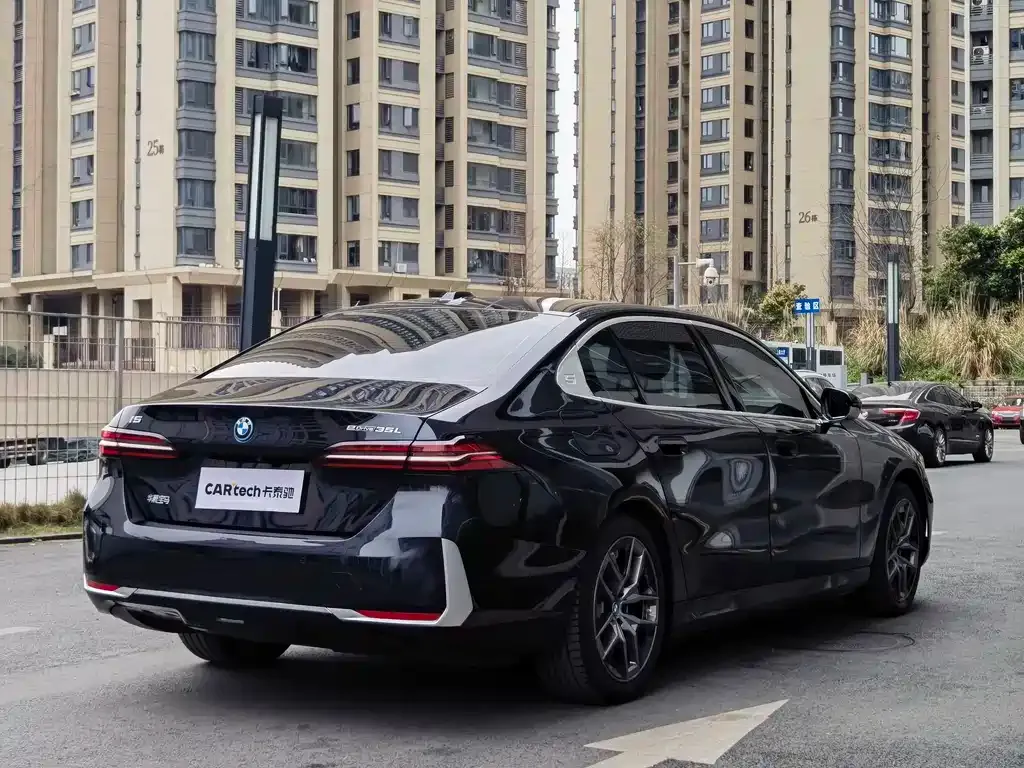 BMW i5 2024 из CN, фото 8
