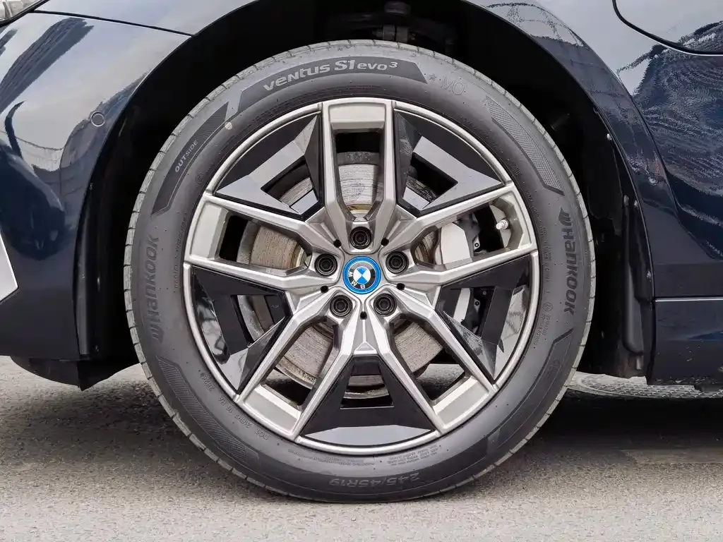 BMW i5 2024 из CN, фото 10