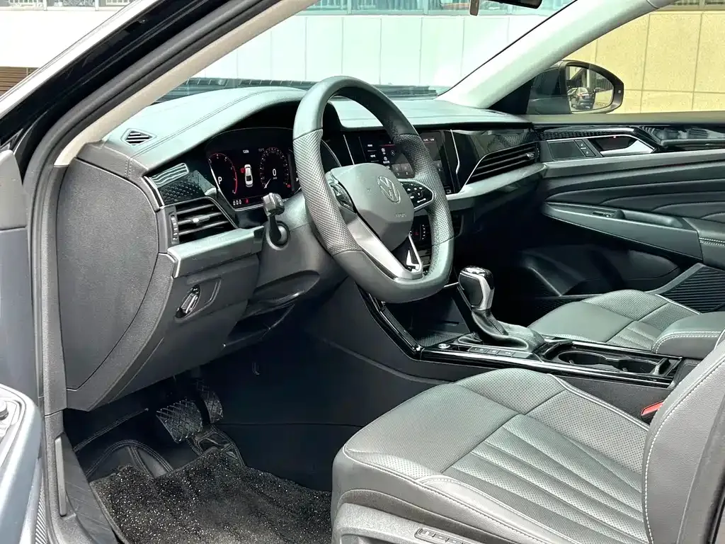 Volkswagen Passat — фото 10
