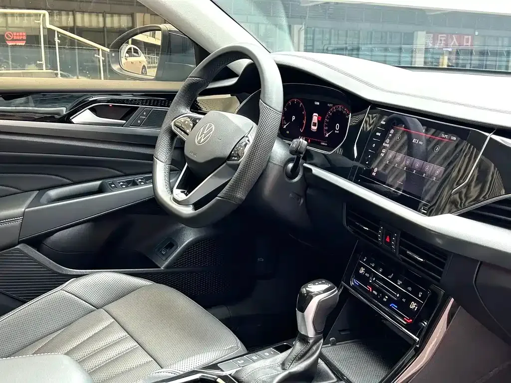 Volkswagen Passat — фото 6