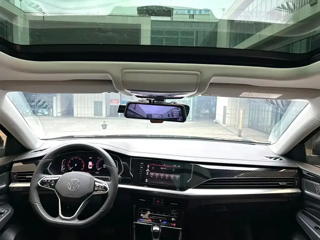 Volkswagen Passat — фото 4
