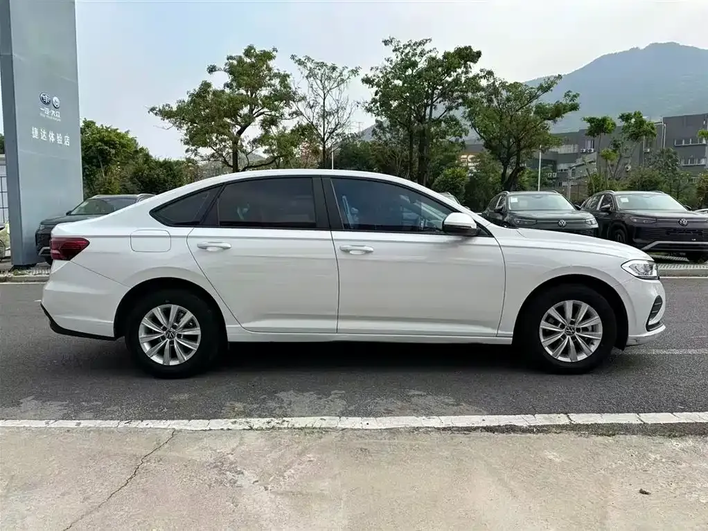 Volkswagen Lavida 2024 из CN, фото 8