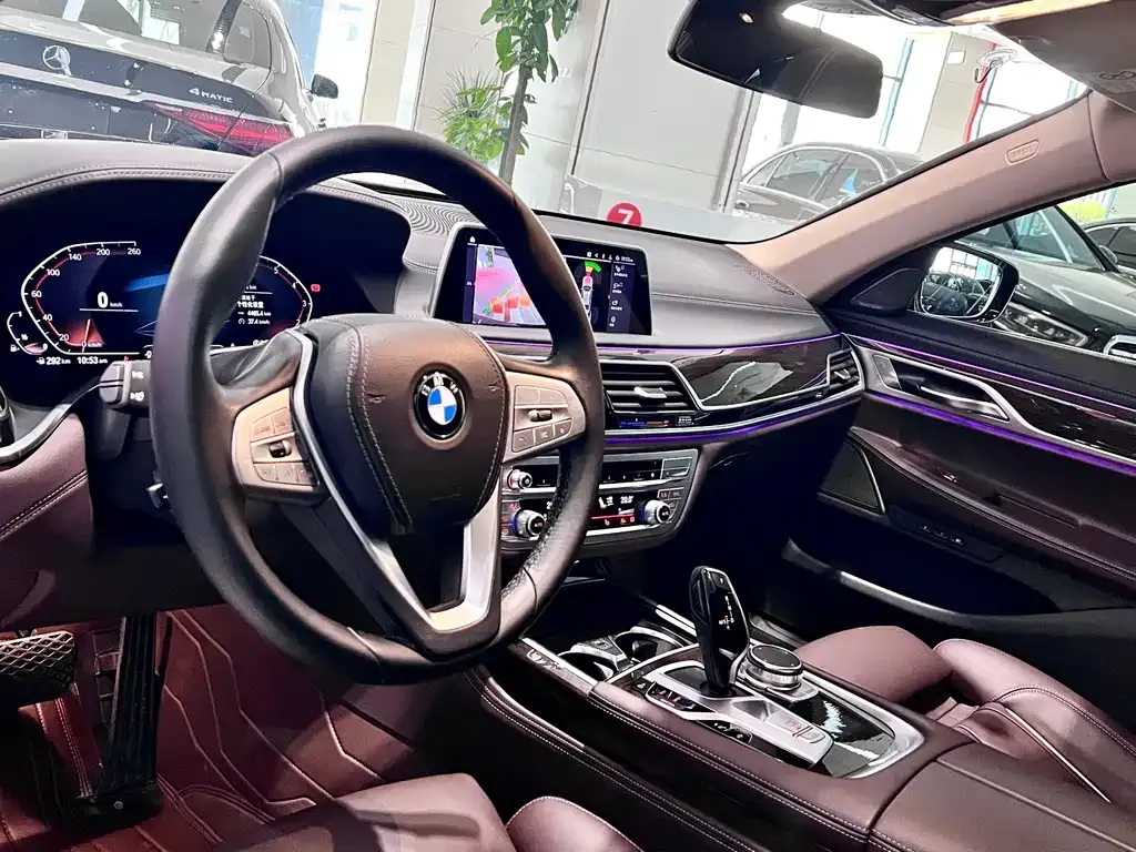 BMW 7 Series — фото 5