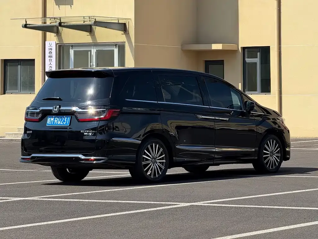 Honda Elysion 2022 из CN, фото 5