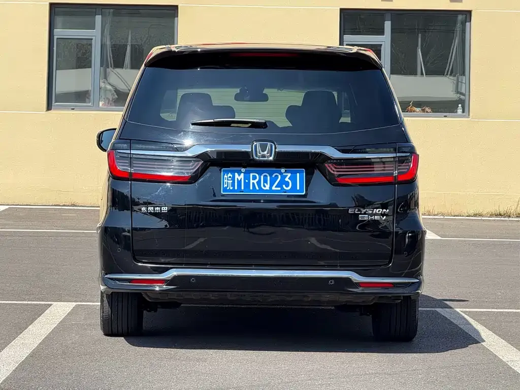 Honda Elysion 2022 из CN, фото 3