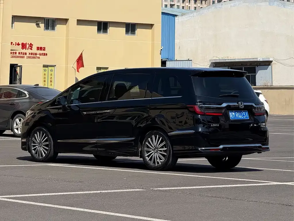 Honda Elysion 2022 из CN, фото 8