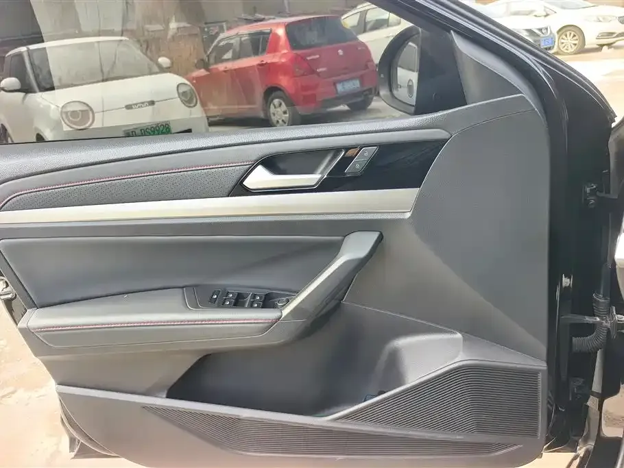 Volkswagen Lavida 2023 из CN, фото 5